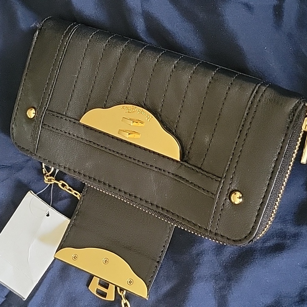 NWT ROUGH ROSES BLACK LEATHER GOLD LOCK WALLET - Picture 4 of 13